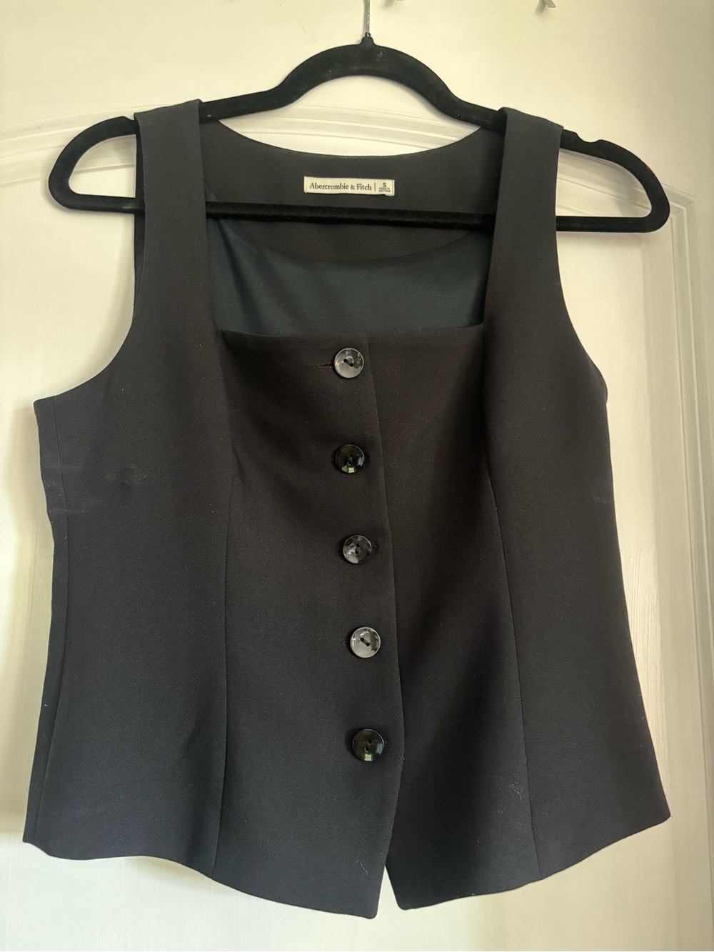 Abercrombie & Fitch Black Button-Front Square Neck Vest